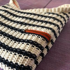 🧡🧡Tommy Hilfiger Stripe Knit Sweater🧡🧡